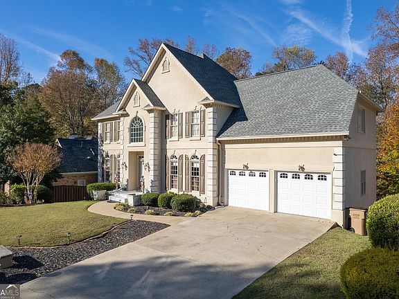 5th image of 3303 Greencastle Way NE