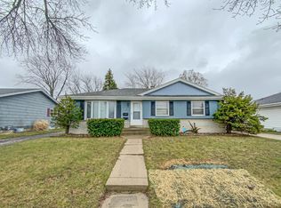 7021 W Clovernook St, Milwaukee, WI 53223