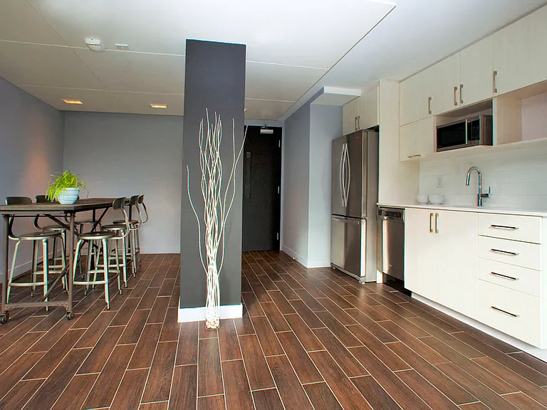 763 Woodbine Ave — Photo 23
