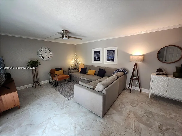 1460 Augusta Cir #134 — Photo 10