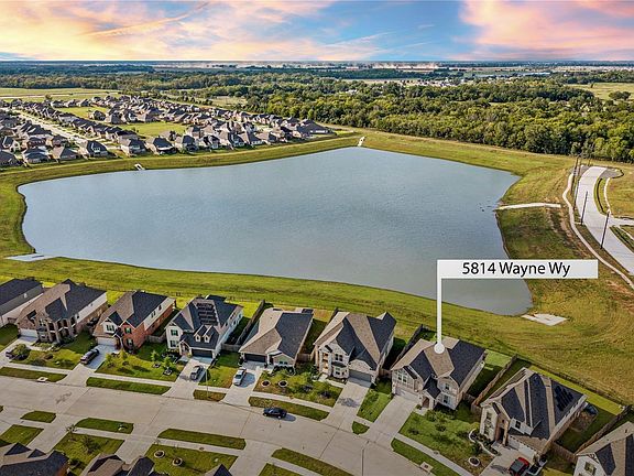 3rd image of 5814 Wayne Way