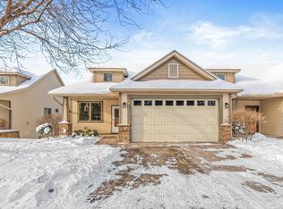 4185 Centerville Rd, Vadnais Heights, MN 55127