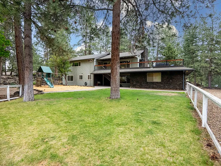 61124 Roughrider Ln — Photo 5