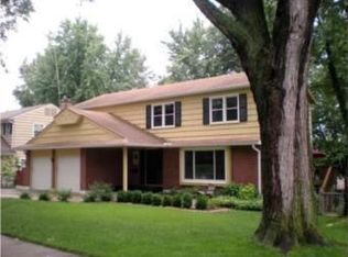 9518 Horton St, Overland Park, KS 66207