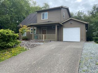 1444 N Cedar Creek Pl, Rockaway Beach, OR 97136