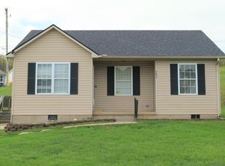 303 Geronimo Ct, Winchester, KY 40391