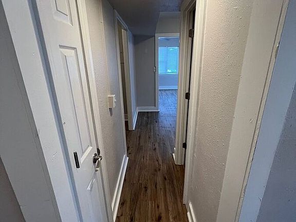 5th image of 438 N 18th St APT 12