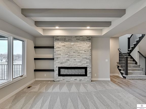 5th image of 20701 Hartman Ave