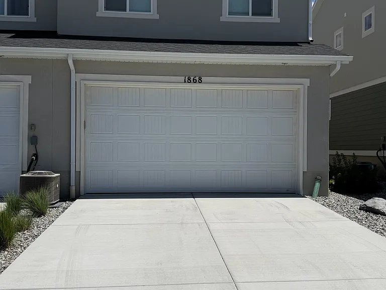1868 N Blue Iris Ave — Photo 31