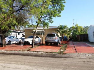 317 SE 2nd St #1, Hallandale, FL 33009