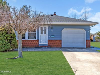 25 Bolans Court, Toms River, NJ, 08757
