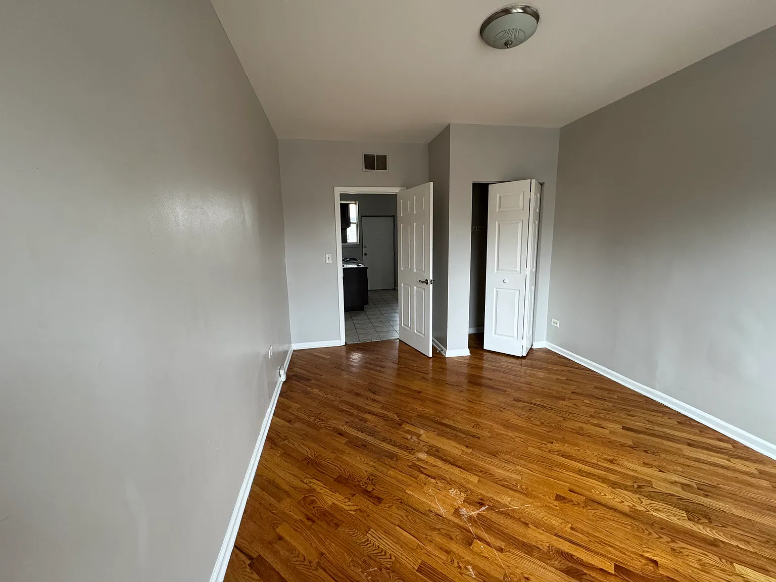 2 bed, 925 sqft, $1,450 — Photo 2