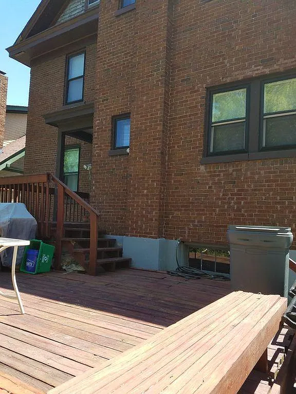 2 bed, 2000 sqft, $2,050 — Photo 4