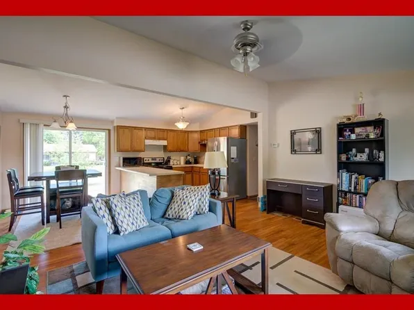 410 Eldred St, Mazomanie, WI 53560