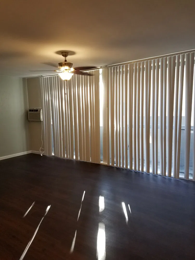 Nightingale Apartments — Photo 3