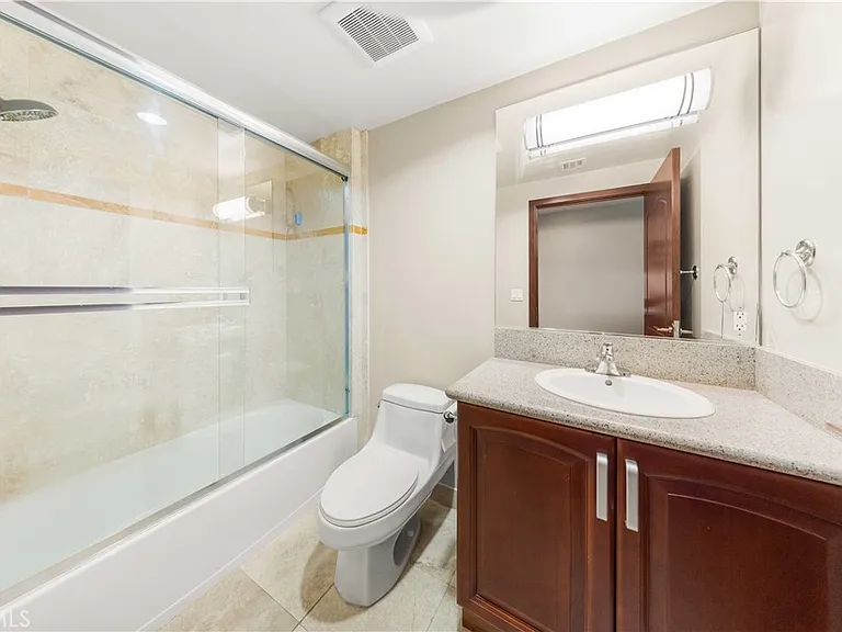 11218 Camarillo St #404 — Photo 42
