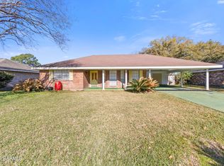 107 Medina Dr, Duson, LA 70503