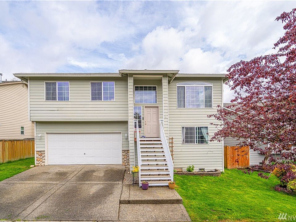 1st image of 7211 38th St NE