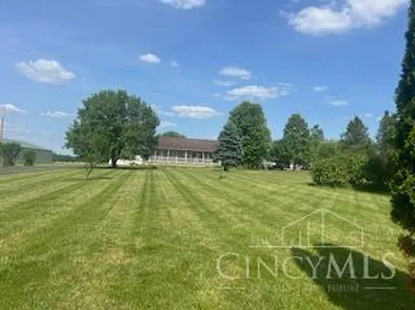 5662 Fishermans Wharf Ln, Hillsboro, OH 45133