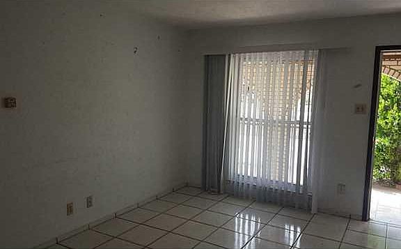 3rd image of 10004 Kellogg St