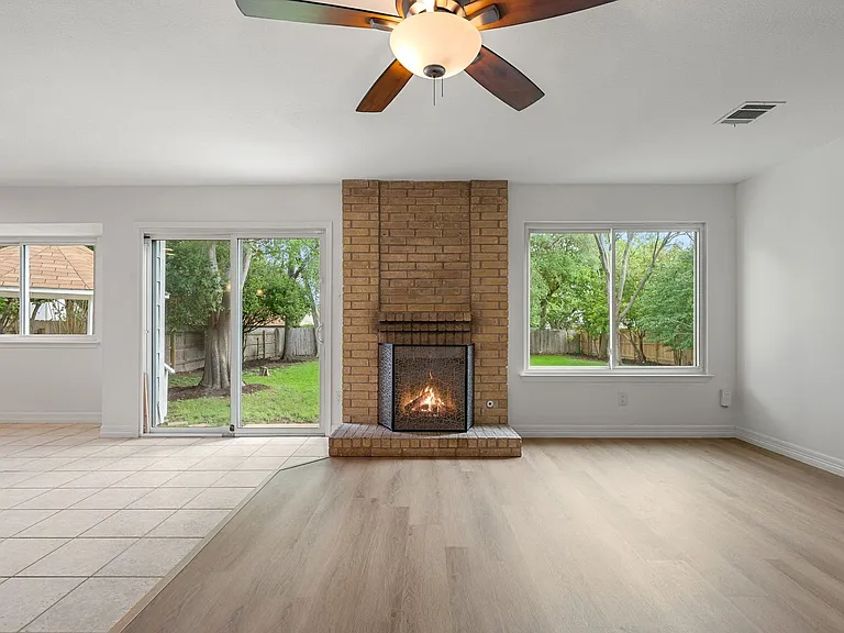 11811 Carshalton Dr — Photo 18