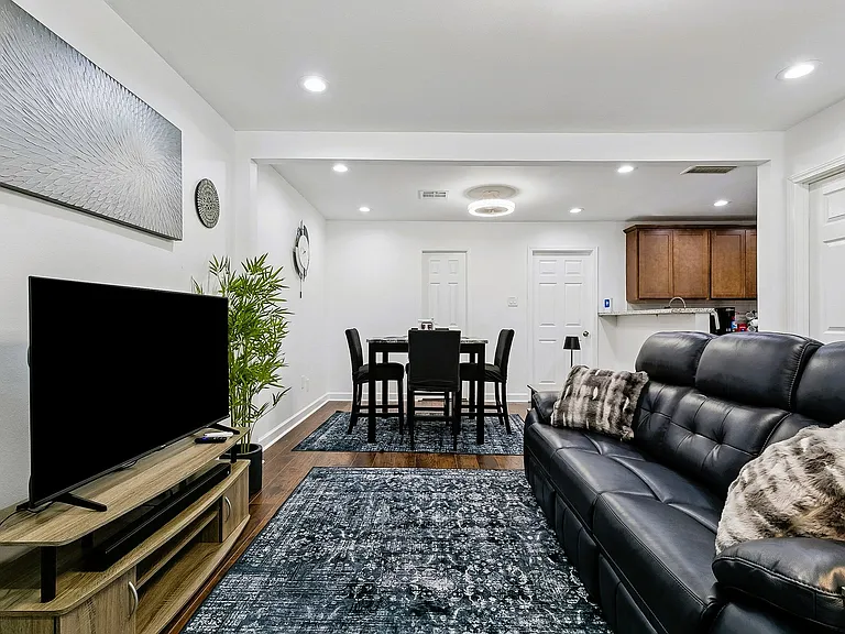 5400 Lacour Monique St #REAR — Photo 4