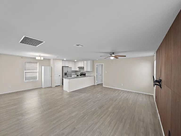 4138 Southton Tarn — Photo 4