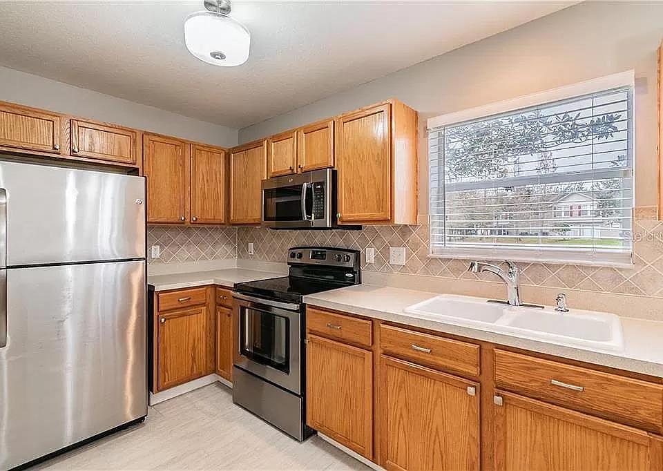 1st image of 115 Sawtooth Dr