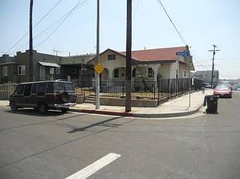 1st image of 910 S Bernal Ave