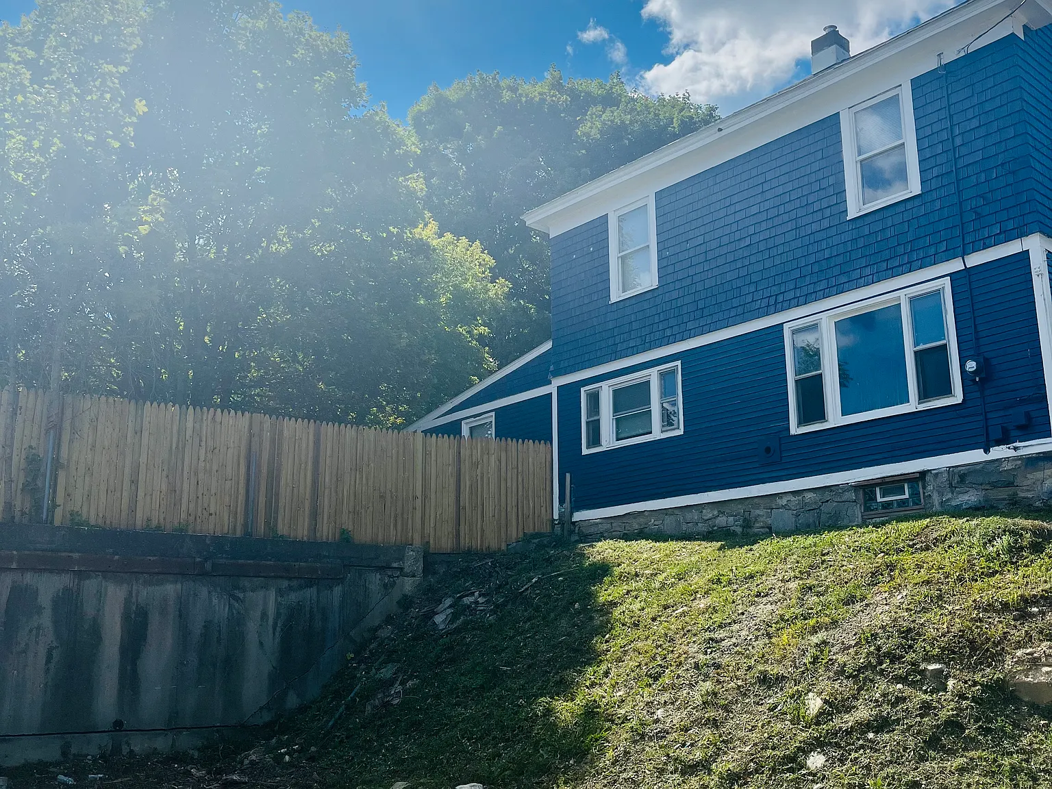 4 bed, 1310 sqft, $2,200 — Photo 2