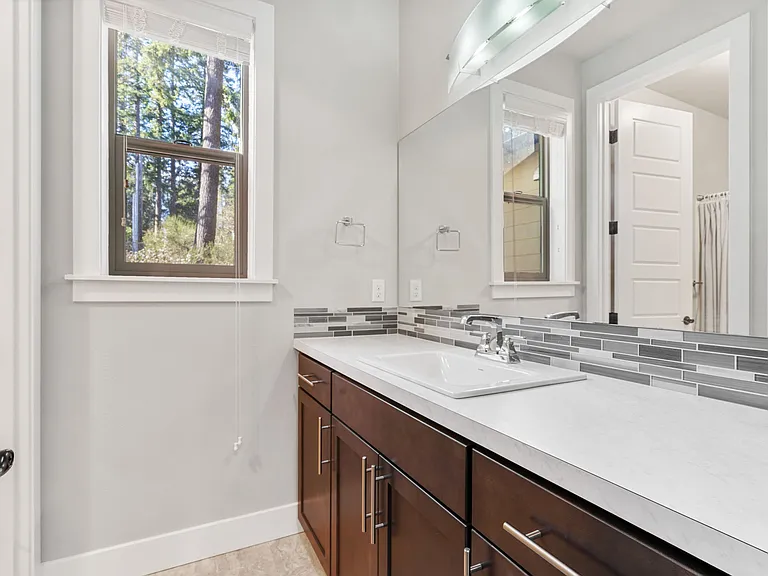 12048 SE May Creek Park Dr — Photo 14