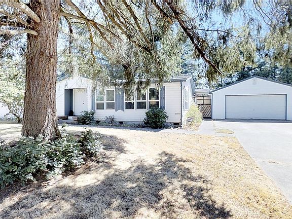 2nd image of 5511 200th Street Ct E