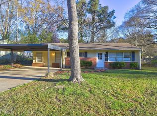 465 Ridgecrest Dr, Riverdale, GA 30274