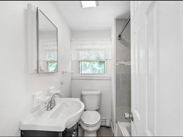 30 Cato Ave #1, Pawtucket, RI 02860