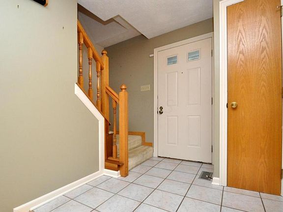 2nd image of 3143 Alderbrook Dr