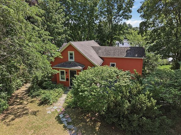 2nd image of 22 Ransom Rd