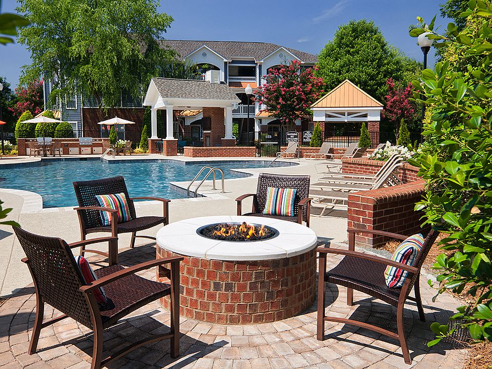 Bexley Commons at Rosedale 13255 Rosedale Hill Ave Huntersville NC