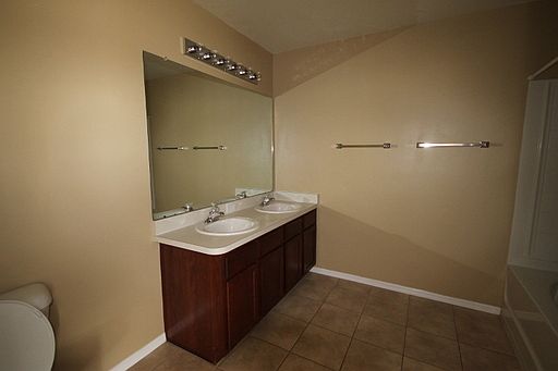3rd image of 13910 Noble Park Dr