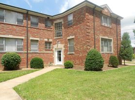 6925 Clifton Ave, Saint Louis, MO