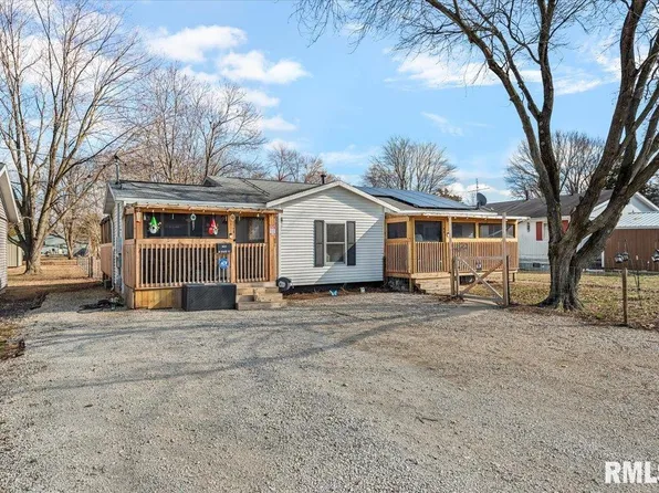 602 N State St, Pana, IL 62557