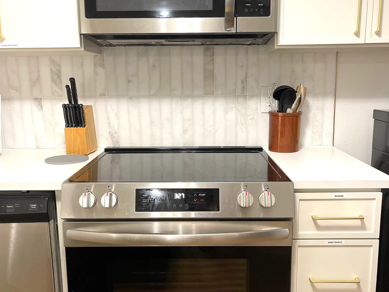1 bed, 898 sqft, $2,800 — Photo 4