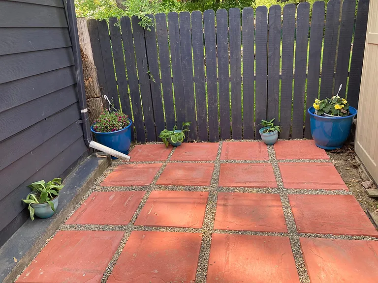 1312 E Harry Ave — Photo 36