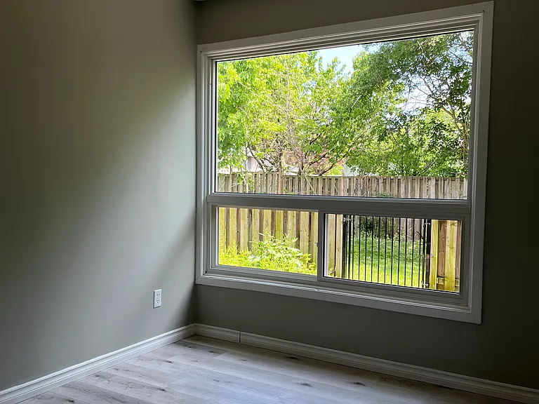 1259 Huron St — Photo 8