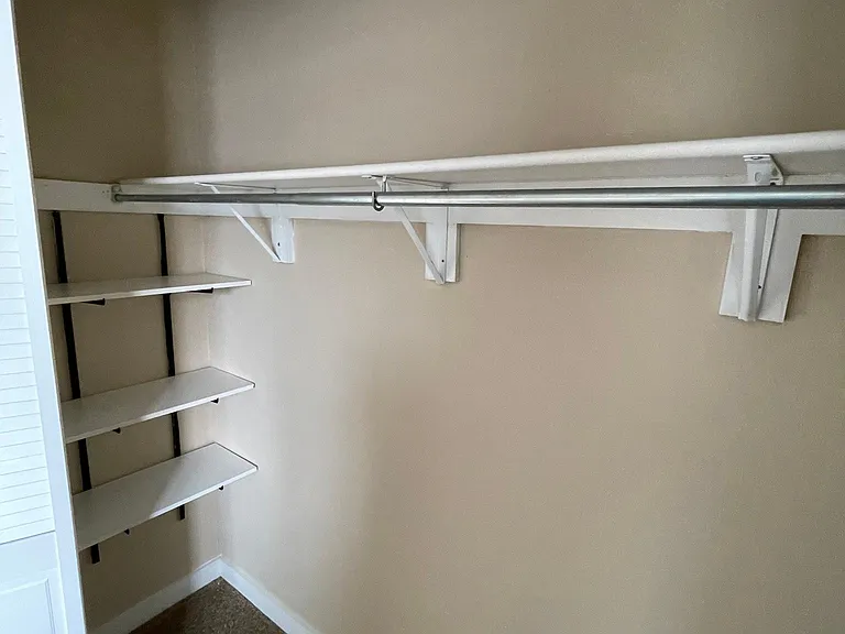 1170 Monroe Dr — Photo 13