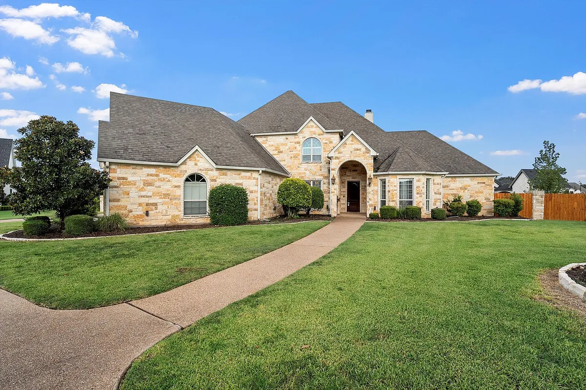 Building Photo - 7030 Flagstone Cir