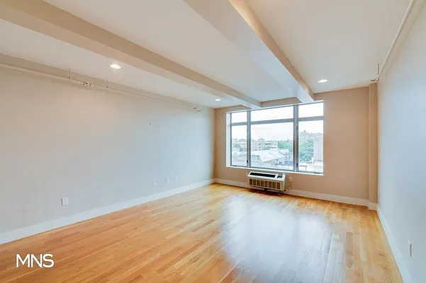 Rented by MNS Marketing | media 10