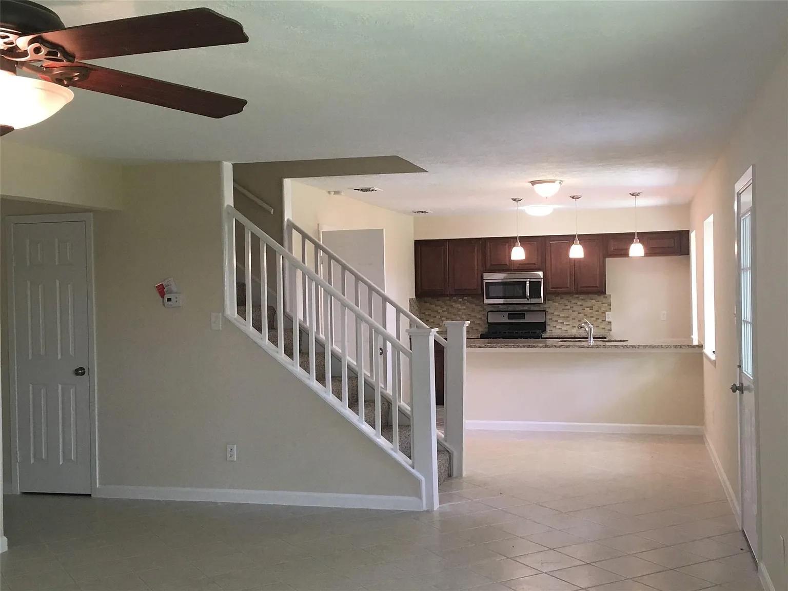 4 bed, 2.5 bath, 2440 sqft, $2,695 — Photo 2