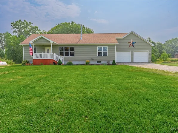 3857 Irish Rd, Wilson, NY 14172