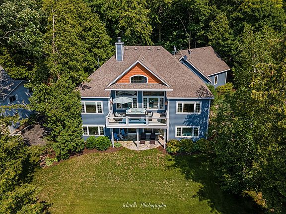 3rd image of 5403 Bay Shore Dr