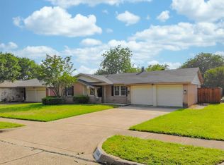 1009 Cardinal Ln, Richardson, TX 75080